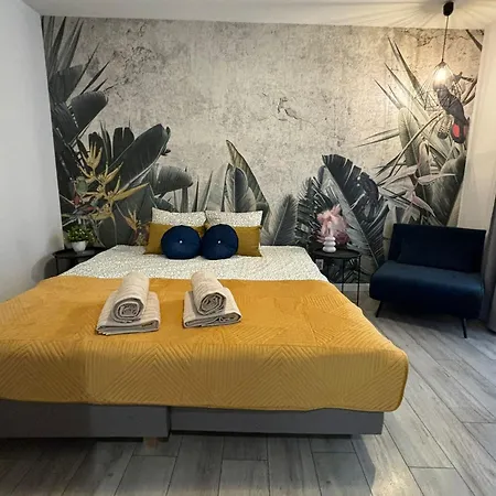 Wow! Paradise Aparthostel * Krakov